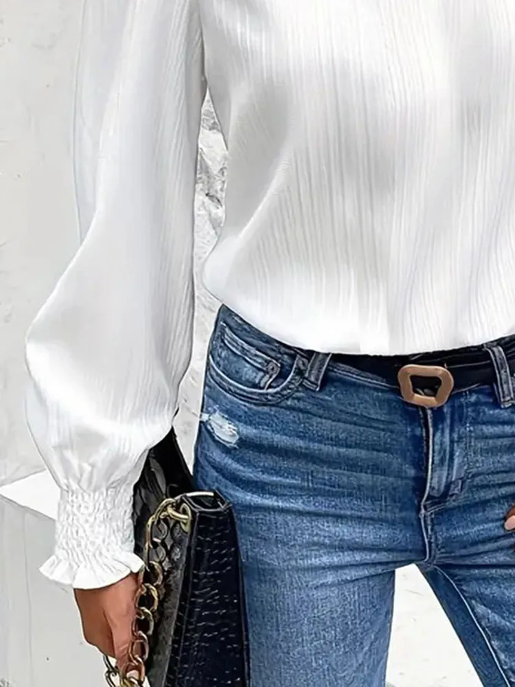 Autumn Simple Long Sleeve White Women\'s Blouses Fashion O-neck Loose Black Elegant Office Lady Shirt Tops Casual Femmal Clothing