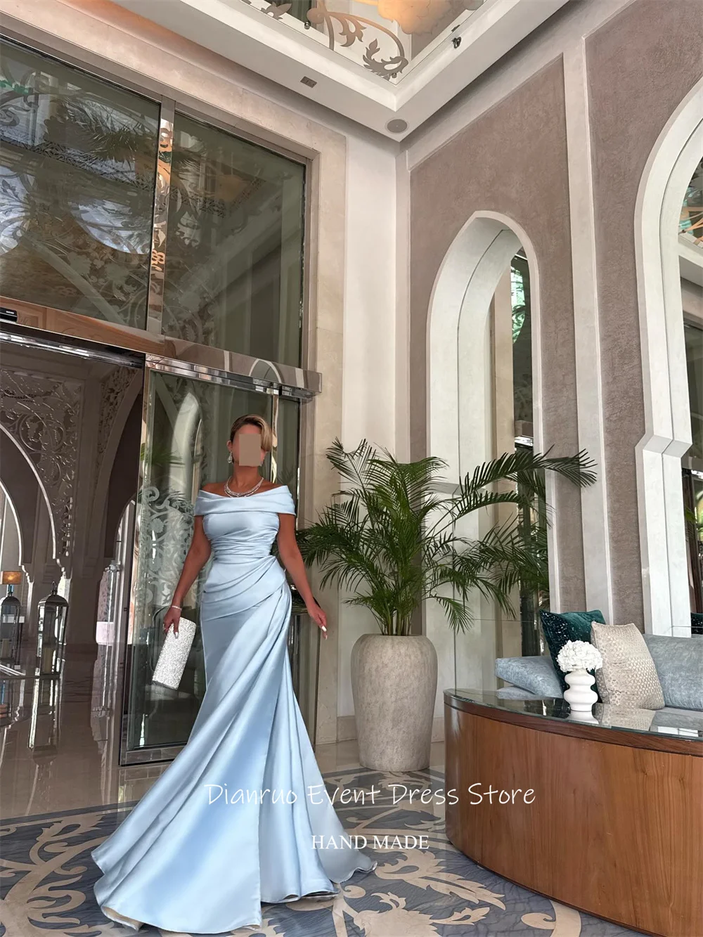 Dianruo Dubai Vestidos de noche de sirena con pliegues y hombros descubiertos Satén فساتmaveraAzul claro 2025 Vestidos de fiesta personalizados