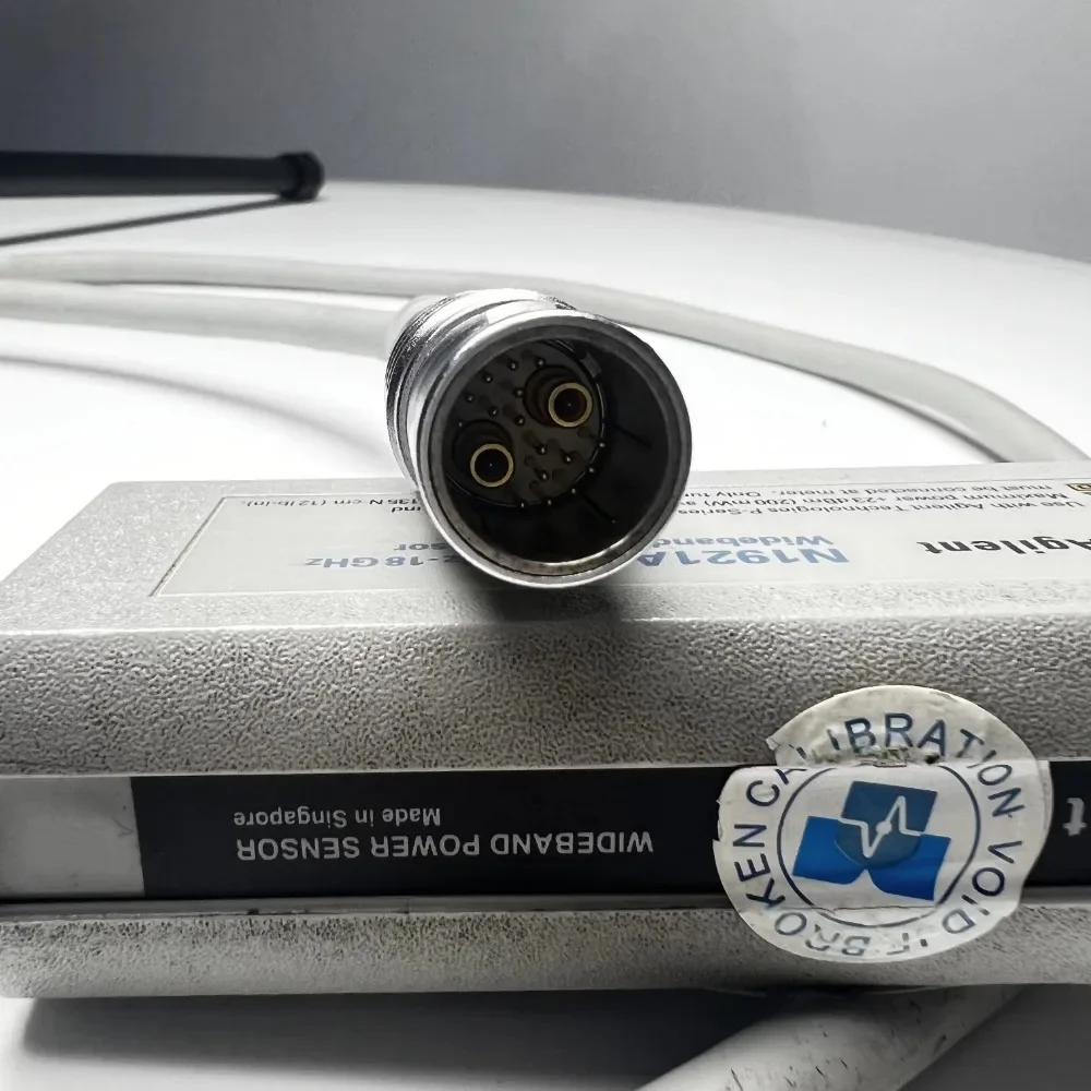 مستشعر الطاقة Agilent N1921A P-Series واسع النطاق، 50 ميجا هرتز إلى 18 جيجا هرتز