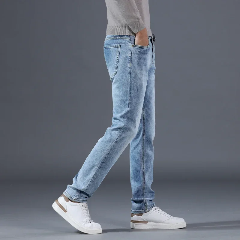 Jeans en denim bleu clair pour hommes, vêtements d'automne, mode plissée, poche rétro, pantalon skinny, haute qualité, 28-40