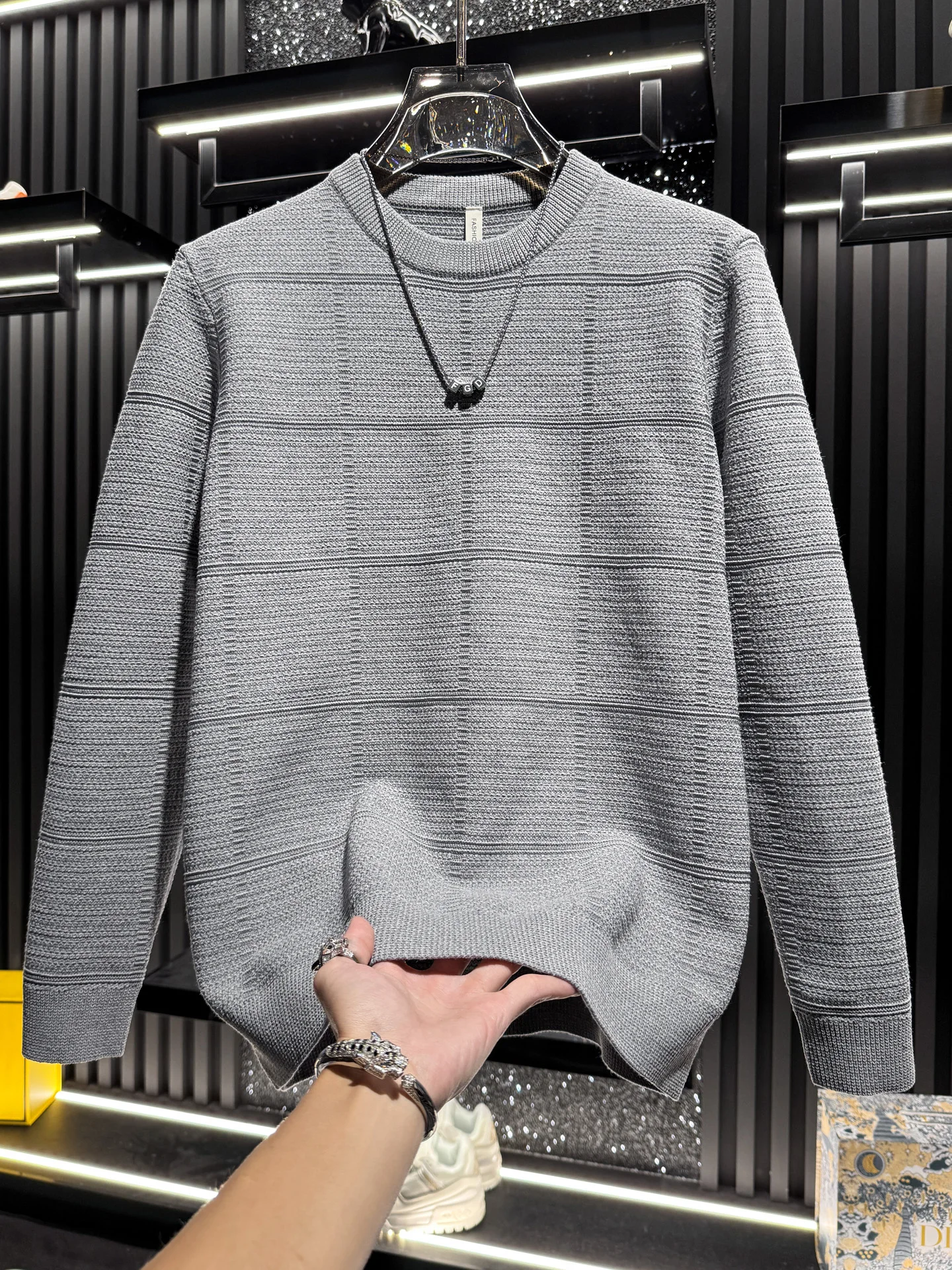 

Модная повседневная мужская базовая футболка с круглым вырезом, высококачественная, трендовая, от известного бренда, осенне-зимняя новинка, из мягкой полиэстеровой смеси