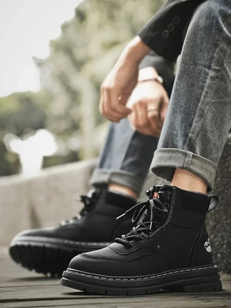 Men's Winter Warm Fleece Lined Cotton Boots Slip Resistant Snow Retro British Style Thickened Lace Up Motorcycle Work Wear Shoes
