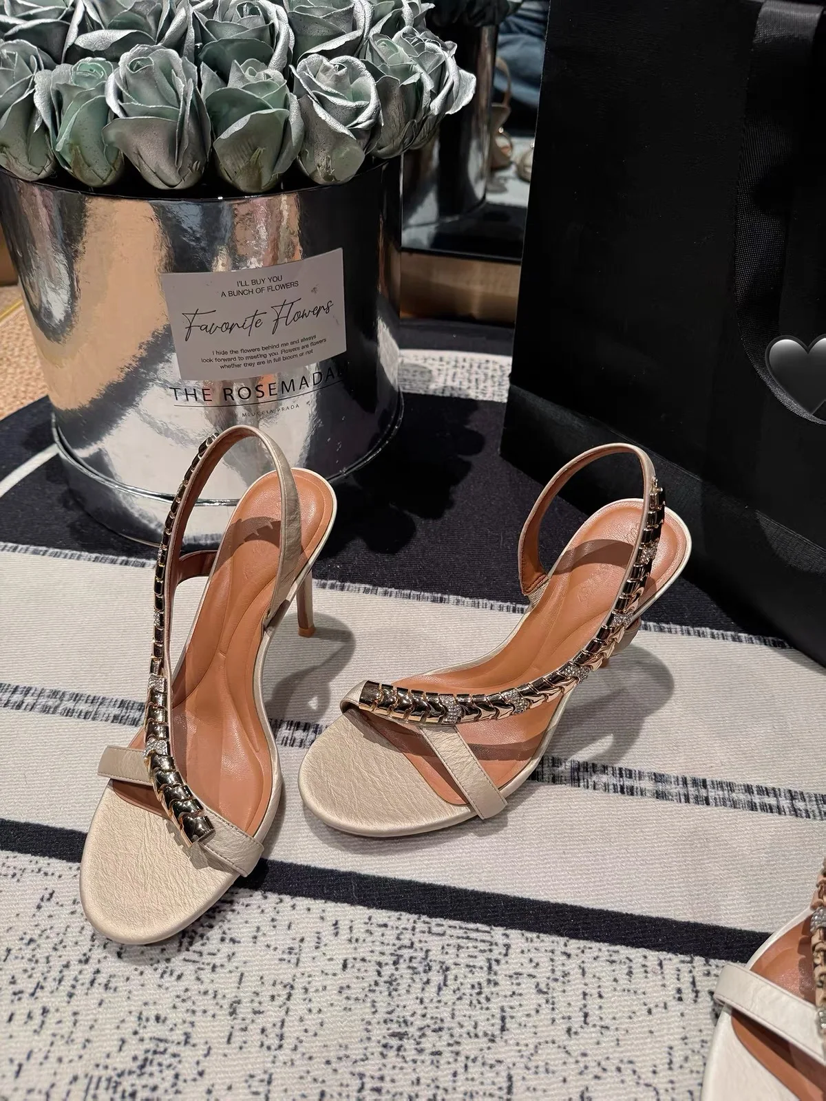 New Summer Women's Three-Color Options Metal Chain Decor Sandals Stiletto Round Toe Elegant Daily Party Modern Sandals