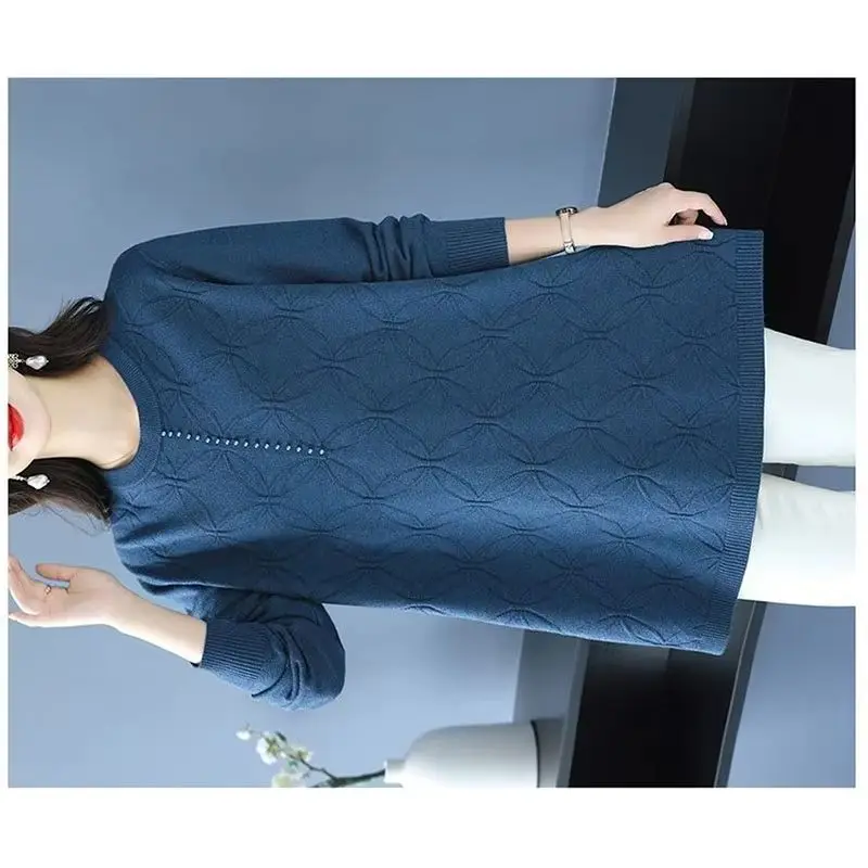 

2026 Autumn WinterNew High Quality Round Neck Knitwear Female Long Sweater Bottoming Shirt Loose Jacquard Mother Pullover Woman