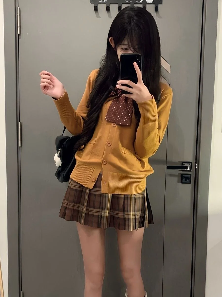 

Осенне-зимний вязаный кардиган Jaet, базовая карамельная юбка, комплект для колледжа Sle Faion, женский комплект из полиэстера премиум-класса