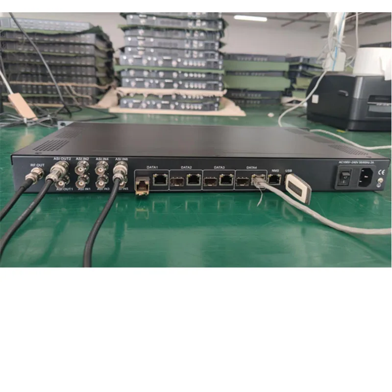 8 16 Carrier IP to RF ASI to RF IP QAM Cable Front End Equipment IP to DVB-T ISDBT DVB-C Multiplexer Modulators for Digital TV