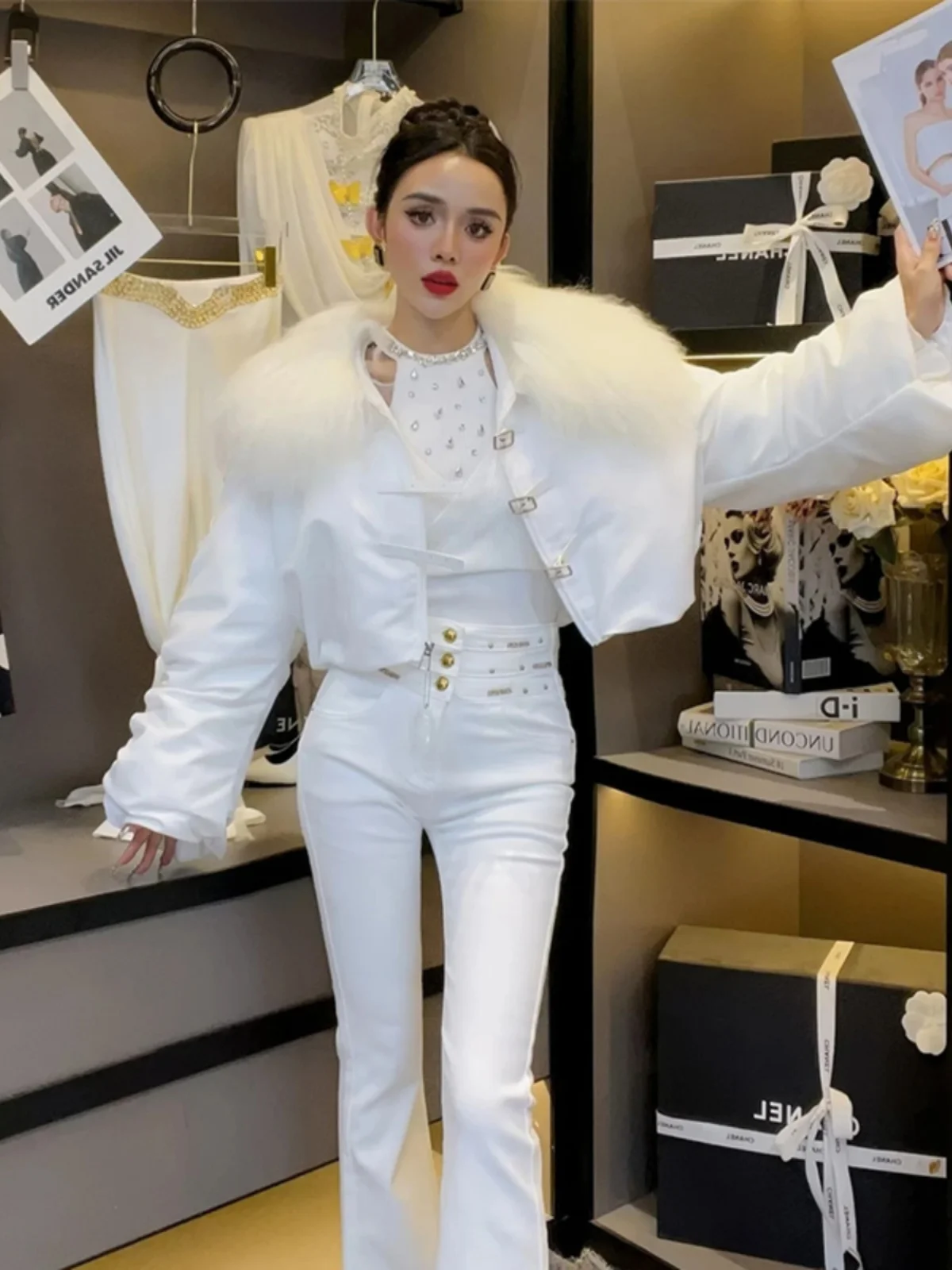 

Spring 2026 Women's Puffer Jaet with Fur Collar Dstring Belt Design Original Design Loose Batwing Sve ort Coat