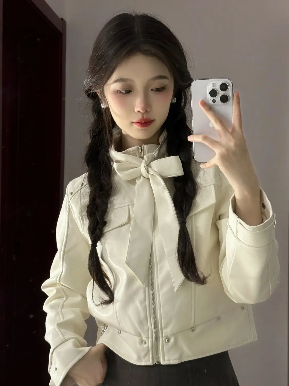 

American New Women Tops Jacket Bow Tie Stand Collar Long Sleeve Zipper Design Pu Leather Coats Jackets All Match Female Outwear