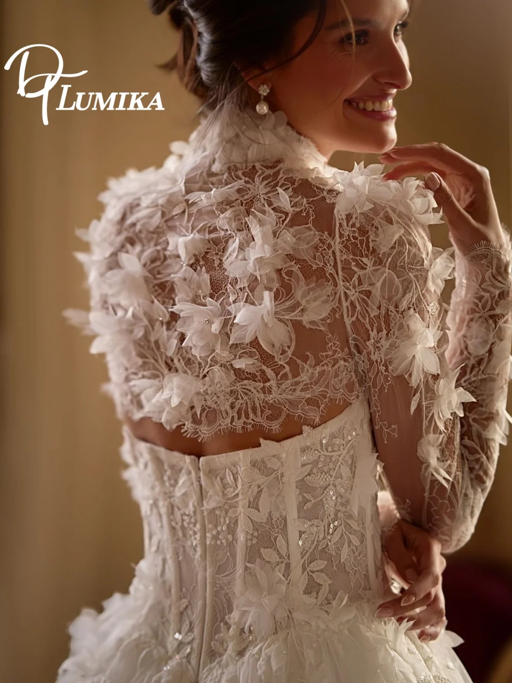 Elegant Applique Wedding Dress, Stylish 3d Applique Bridal Gown, Romantic A-Line Floor-Length Wedding Gown Customized