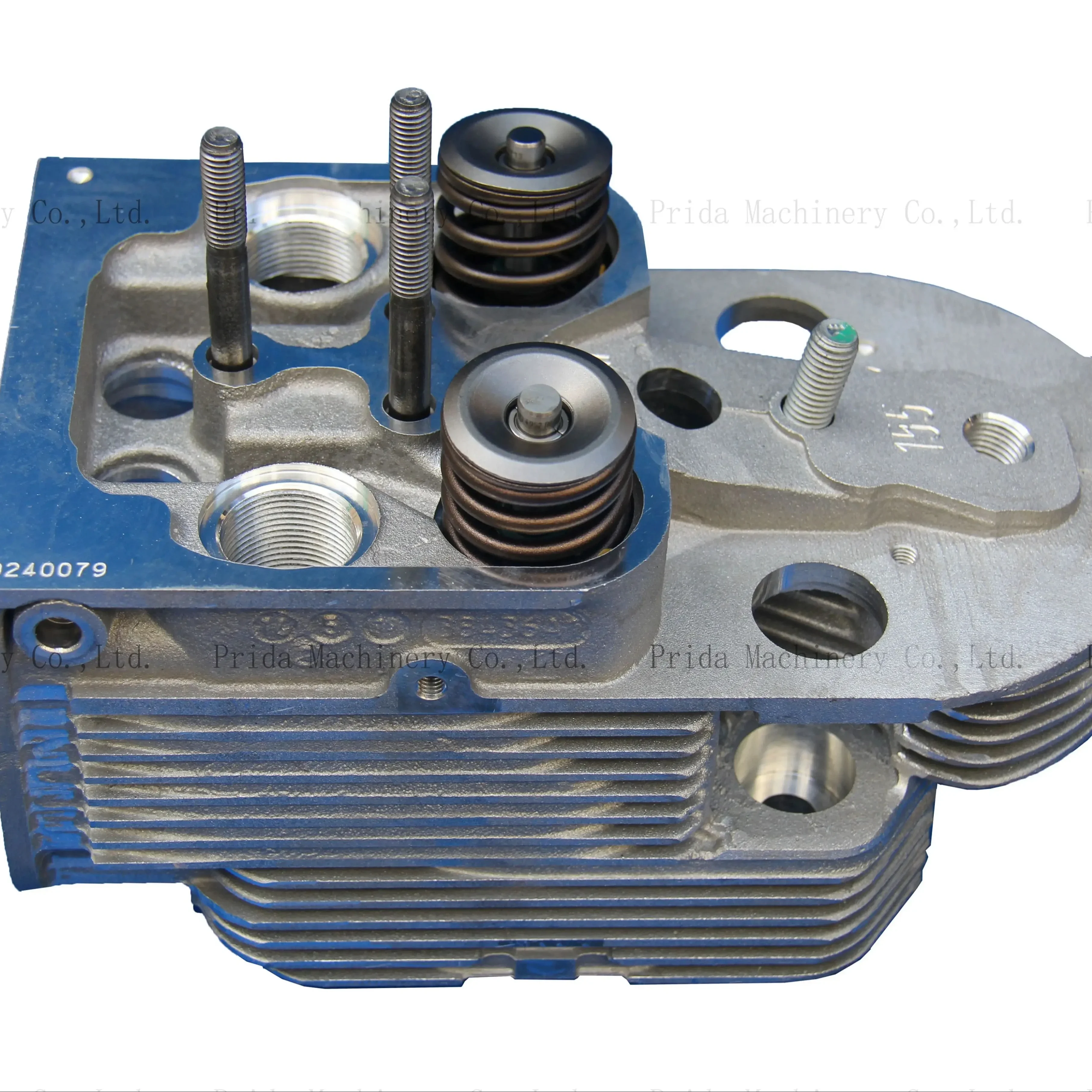 

Оригинальная головка цилиндра Deutz D914 04236671