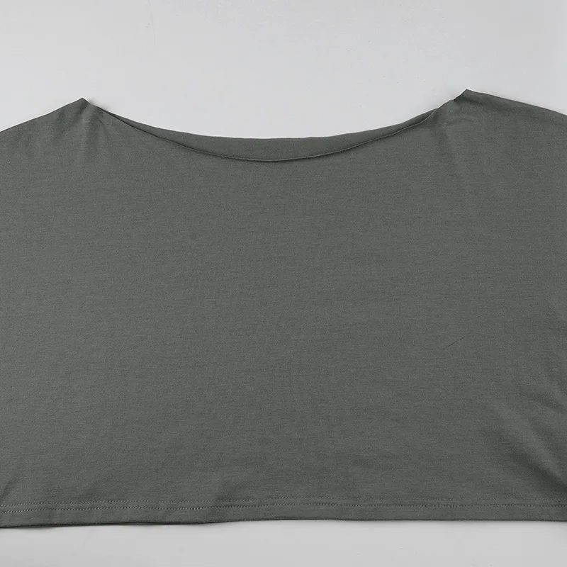 SUCHCUTE Solides T-Shirt mit schrägem Kragen und kurzen Ärmeln für Damen, Y2k Streetwear, übergroßes Crop-Top, sexy, asymmetrisches Design, Sommer-T-Shirt – Detail 5