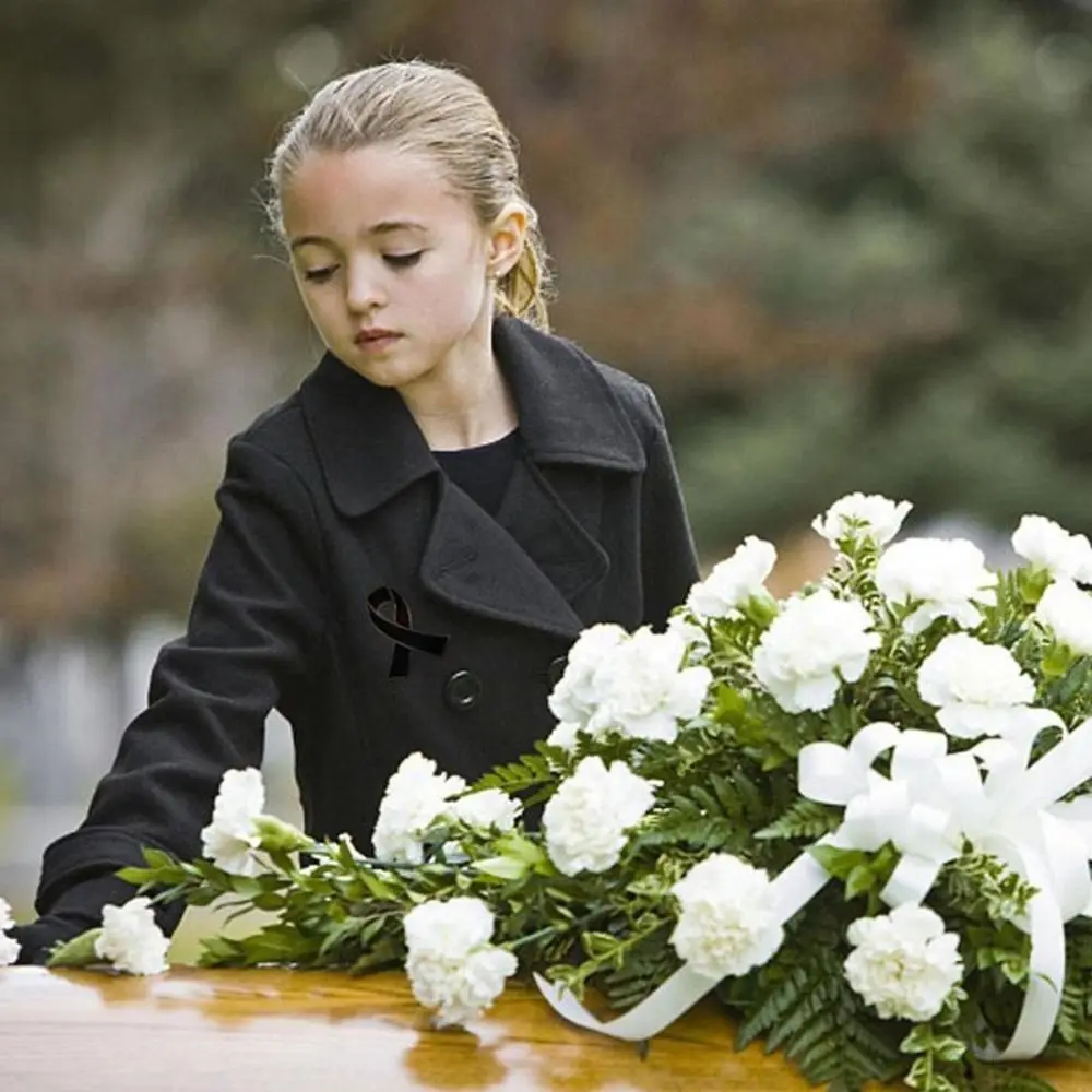 جديد المحمولة التذكارية الشريط الأسود بروش تذكارية الملكة سبيكة شارة ملحق شريط أسود القوس دبوس للجناث والحداد #2