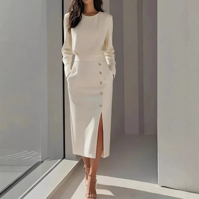 

2025 New Autumn Solid Color Round Neck Waist Button Decoration Slit Dress for Women’s Clothing
