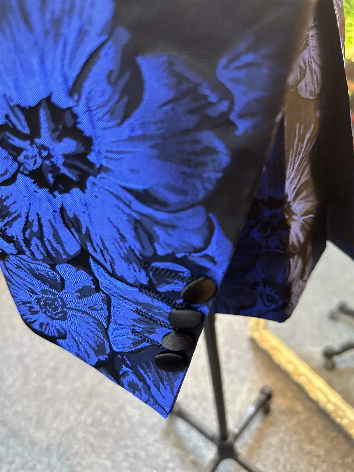 ロイヤルブルー ジャカードジャケット ブラックパンツ 2点セット メンズスーツセット スリムフィット フォーマル 結婚式 新郎スーツ ビジネスカジュアル 男性服