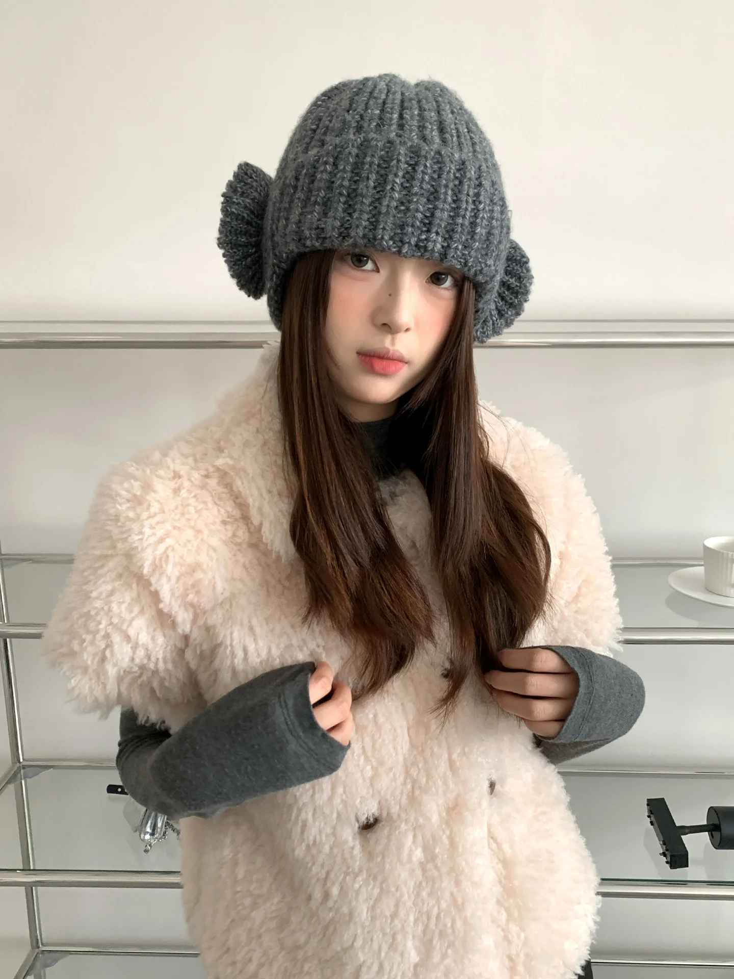 أغطية للأذنين محبوكة على الطراز الكوري للنساء قبعة شتوية للتدفئة والمعزولة