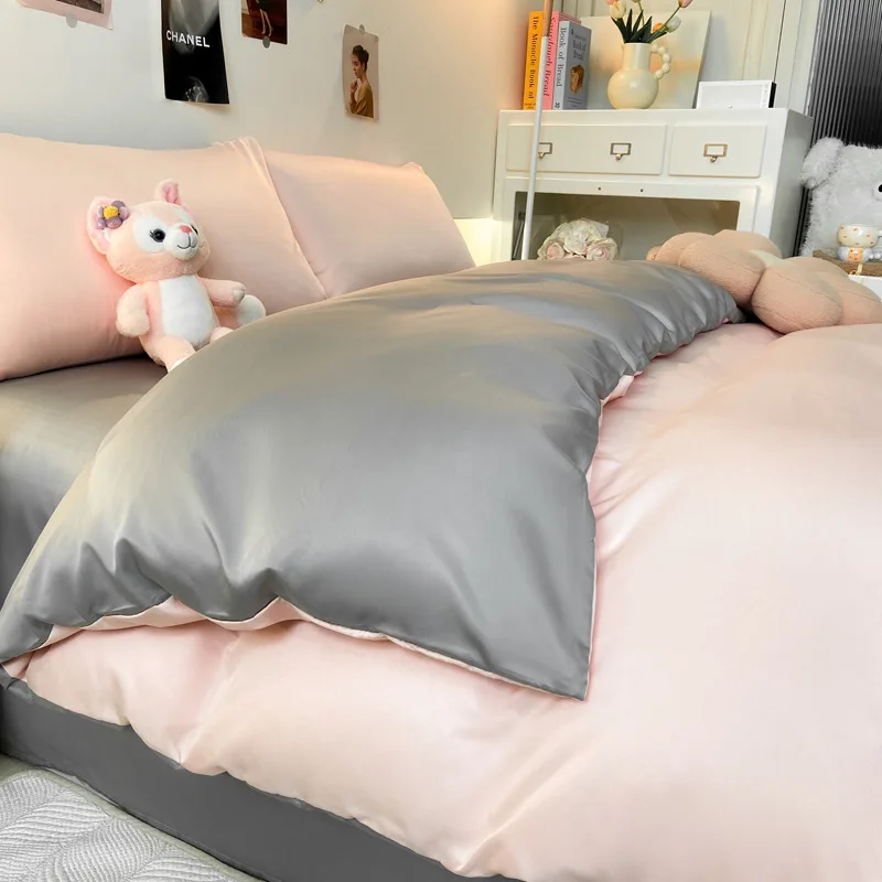 

Light Luxury Summer Ice Silk 4Pcs Bedding Sets Double Color Blocked Soft Comforter Set Spring Summer Cooling Quilt Cover Set