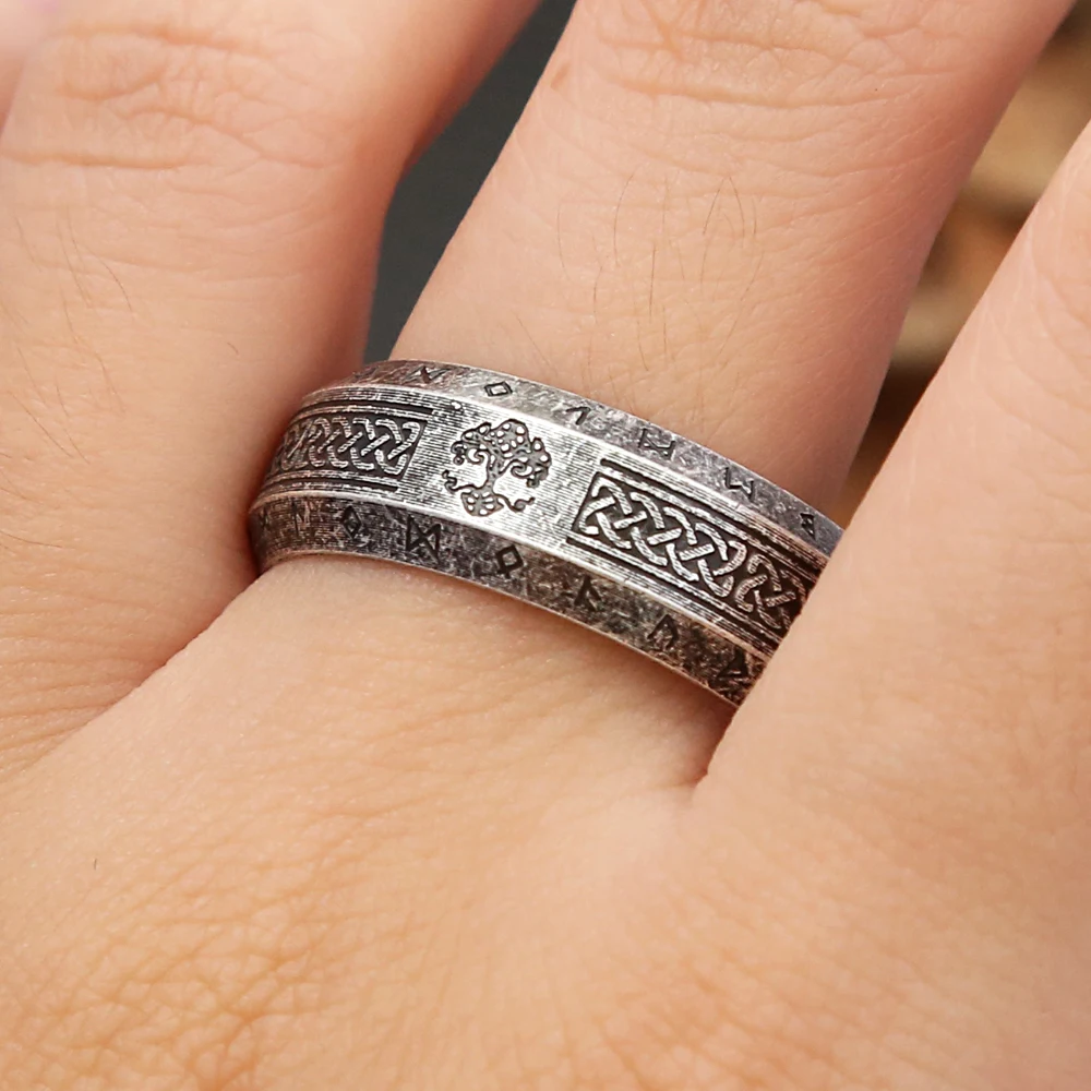 Fashion Vintage Nordic Tree of Life Ring for Men Women Stainless Steele Viking Rune Rings Biker Amulet Jewelry Gift Wholesale