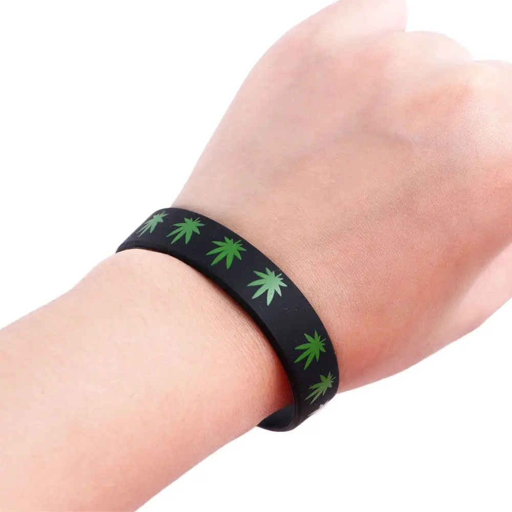 Hip Hop Punk Fashion Jewelry Sports Wristband Silicone Creative Maple Leaf Bracelet Bangle Silicone Bracelet Wristband