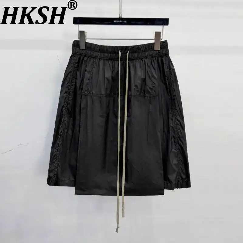 

HKSH Summer New Men Tide Dark Short-Sleeve Drawstring Front Panel Casual Niche Design Avant-Garde High Street Capris Ins HK23178