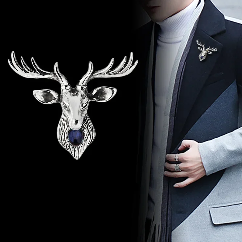 New Retro Metal Elk Brooch Pin Animal Crystal Corsage Suit Coat Lapel Pins Christmas Gifts for Men Jewelry Accessories