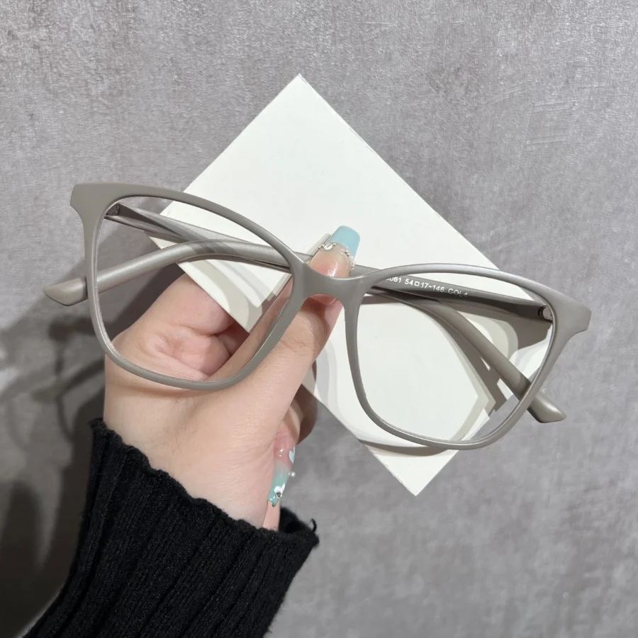 1Pc Unisex Mode Nicht-Rezept Gläser Neue Ultra-Licht Retro Quadratischen Rahmen Einfache Künstlerische Casual Vielseitig Anti-visuelle Fati