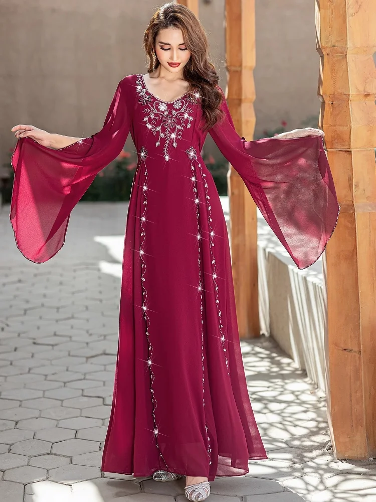 

Malaysia new Dubai chiffon hand-sewn diamond fairy gown dress