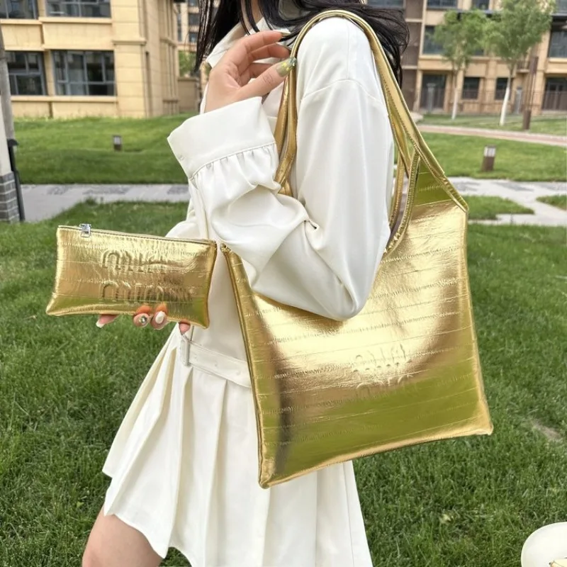 

Fashionable Shoulder Bag For Women Trendy Handbag For Ladies Popular Purse Crossbody Bag Underarm For Style Conscious