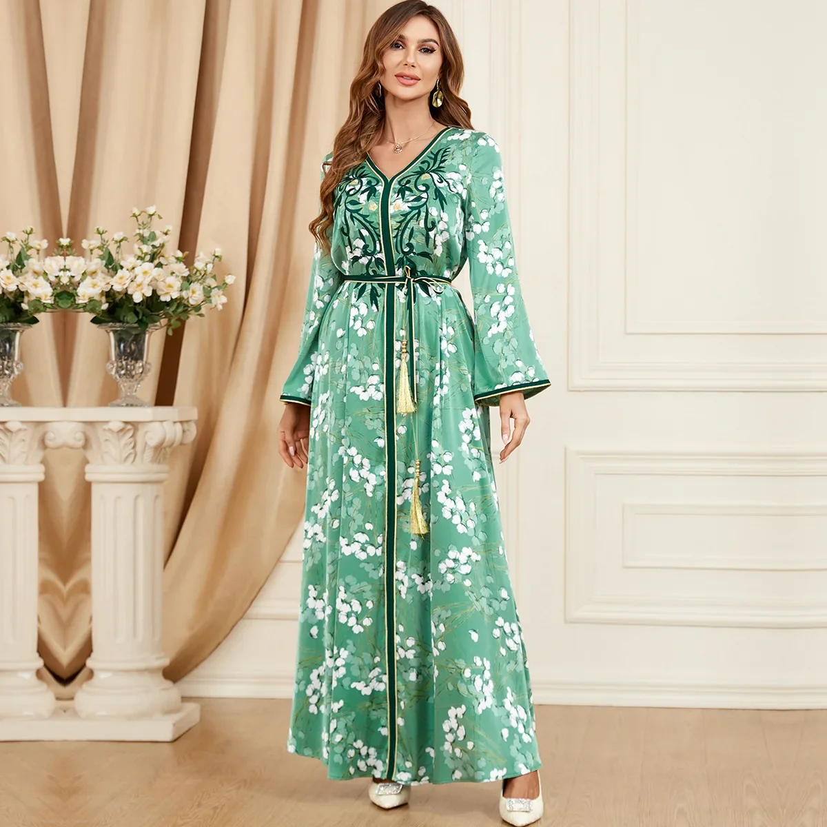 

Women Autumn New Embroidered Floral Patchwork DressLong Dress for Muslim with Belt Long Sleeves Arab Casual Dresses for Women