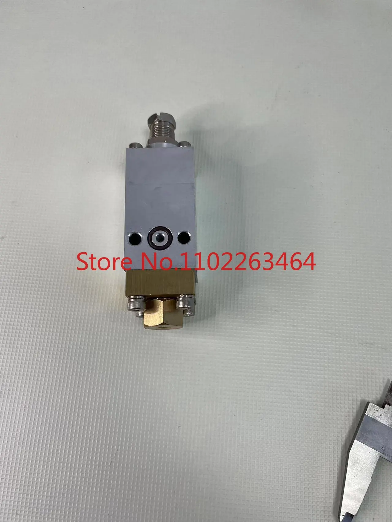 Hot melt adhesive machine sprayer pressure maintaining sprayer adhesive machine accessories dispensing valve outlet valve