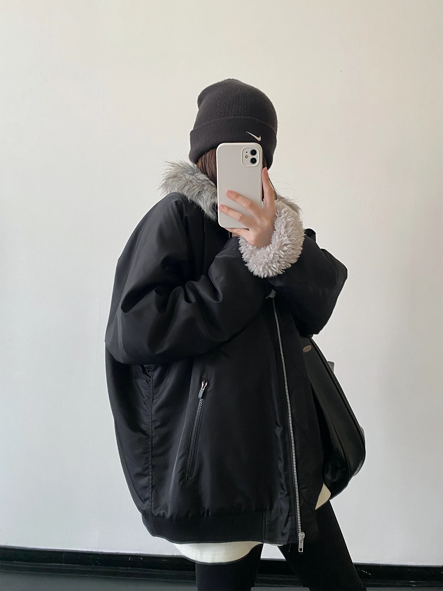 

SunYeo Bla Eco-Friendly Fur Lined Thiened Autumn Winter New Sle Patchwork Jaet Coat Long Sve Street Sle Zipper