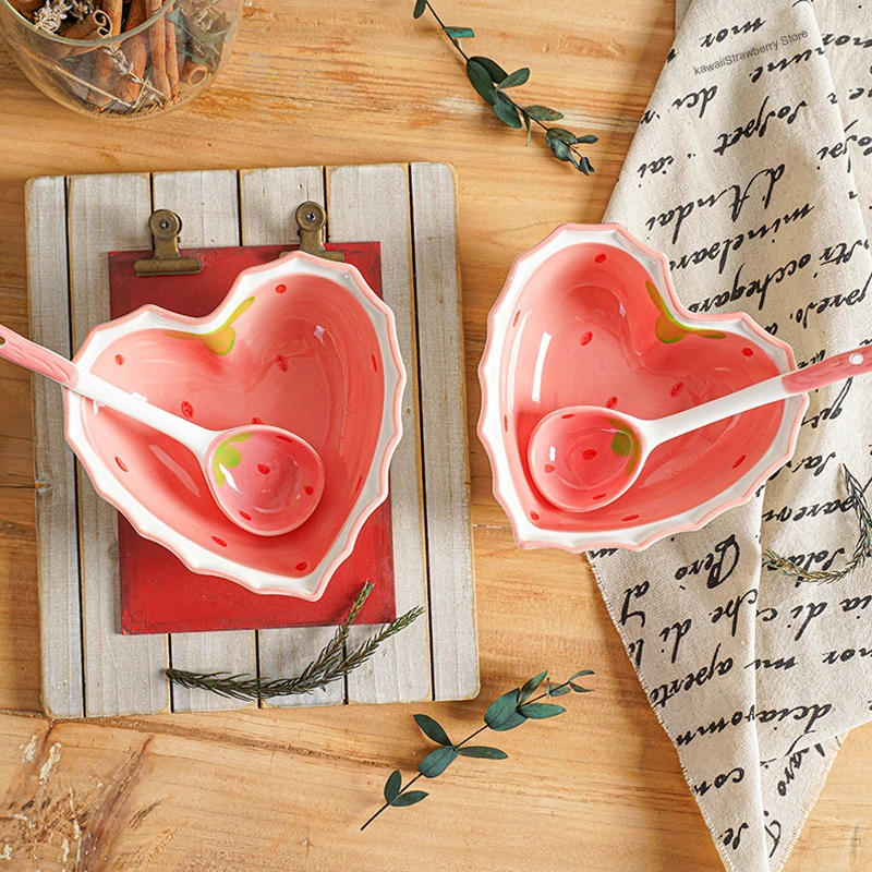 Kawaii Strawberry Hearts Bowl Cute Ceramic Noodle Fruit Breakfast Salad Rice Dessert Decorative Bowl Korean Kitchen Tableware