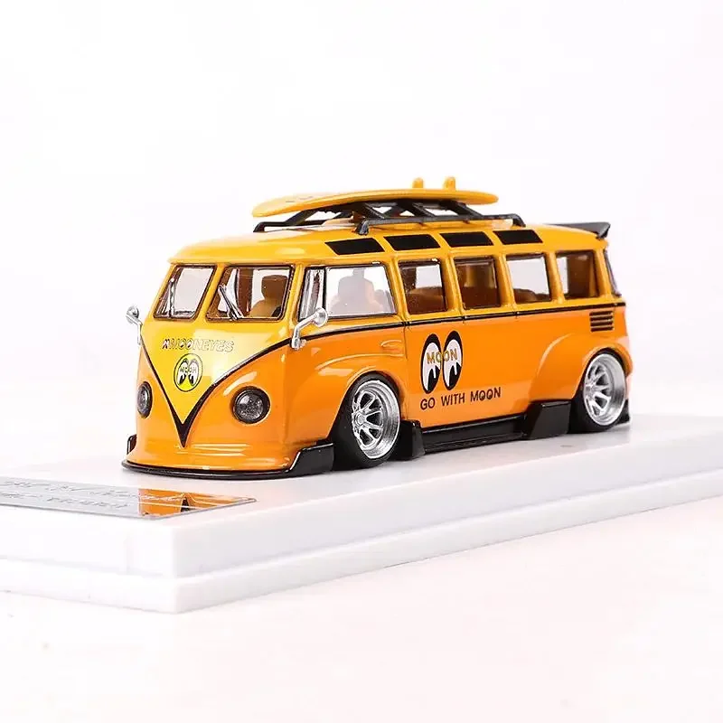 TPC 1:64 Car VW T1 Kombi Mooneyes diecast Alloy model car