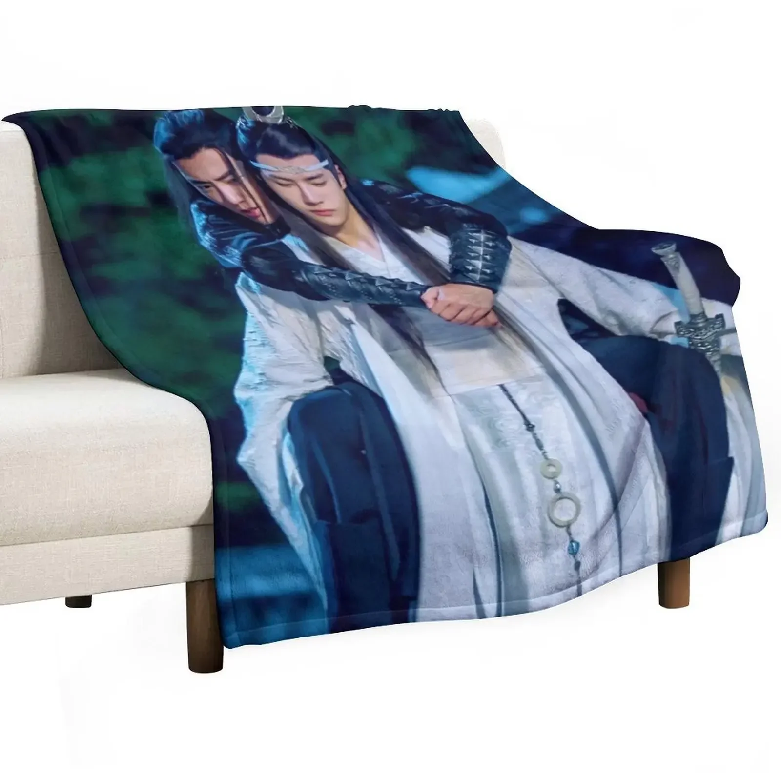 

The Untamed HD 5 Throw Blanket Nap Hairys Summer Beddings Quilt Blankets