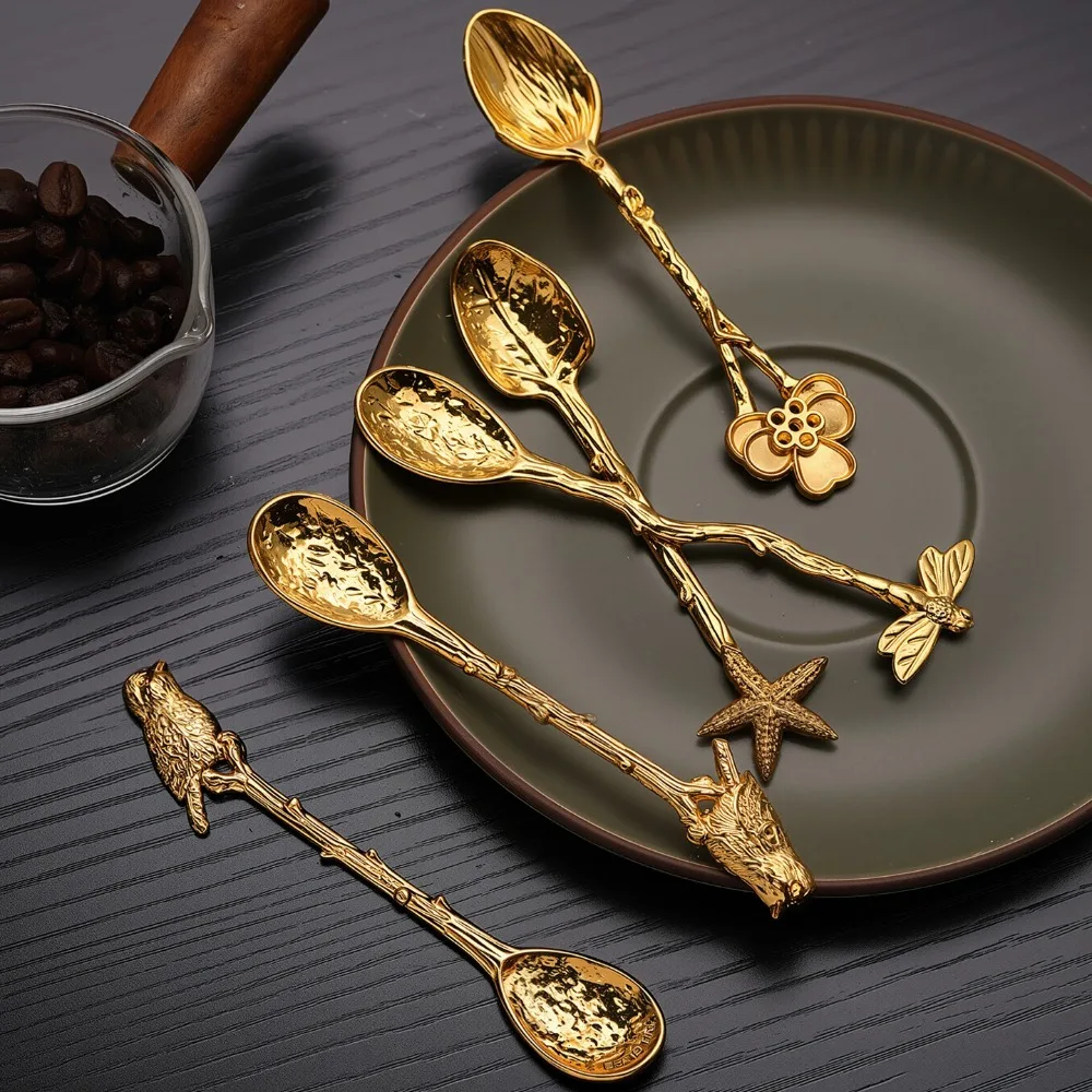 5 Pieces Vintage Zinc Alloy Coffee Spoon Set Golden Carved Branch Handle Dessert Jam Stirring Spoon Decorative Spoon Tableware