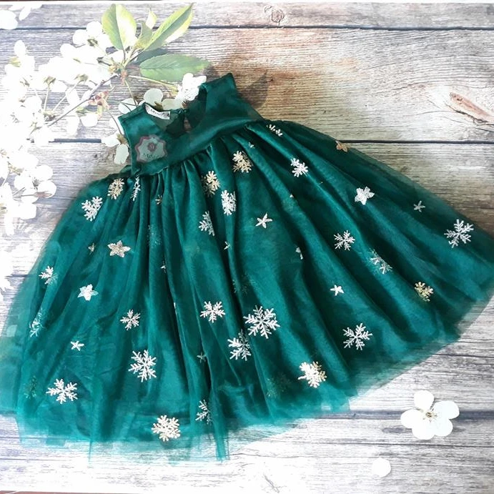 

Beautiful Christmas snowflakes sequin dress 2018 for baby girls , sparkling simple kid clothes, new design party dress winter.