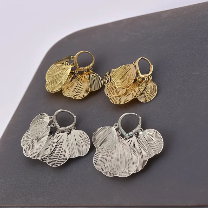 Fashion Commuter Spring Summer Accessories Supermarket Jewelry Factory Wholesale High End Earrings Exaggerated Gold Pleated