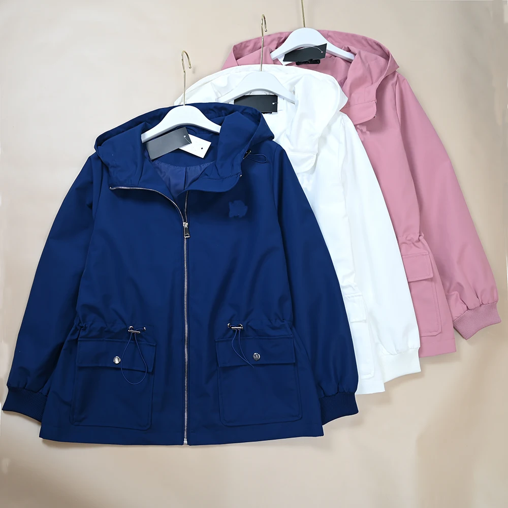 

Женская повседневная ветрозащитная куртка с капюшоном на молнии, свободного кроя, с длинными рукавами, однотонная, для города, осенняя новинка