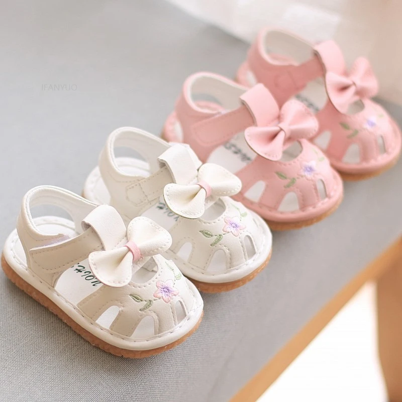 Summer Baby Walking Shoes Cow Muscle Soft Soles Non Slip Girls Kids Clogs Sandals Infant Princess Embroidered Flowers Call Shoes