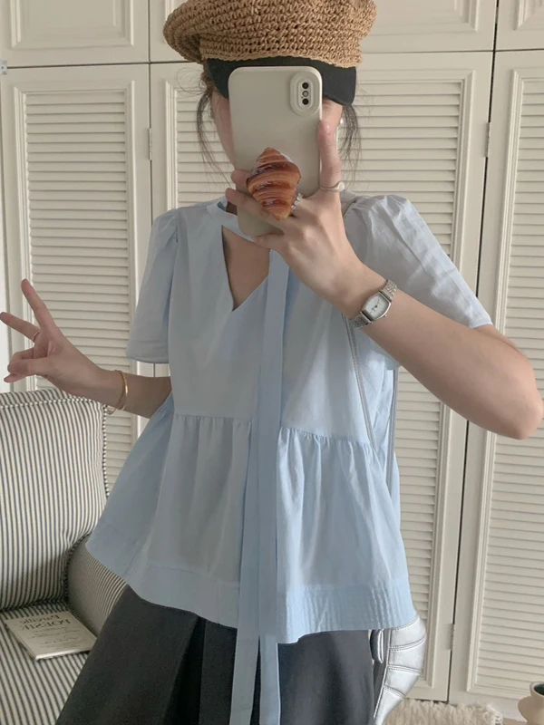قميص دمية ساحر على الطراز الكوري برقبة على شكل حرف V وأكمام قصيرة بتصميم صبغة الربط، قميص نسائي جميل فضفاض ذو تصميم لطيف لموض...