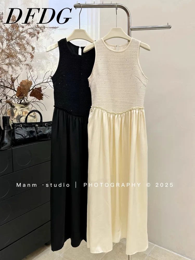 

DFDG женское весенне-летнее черно-белое вязаное атласное платье трапециевидной формы без рукавов с высокой талией, повседневная одежда 2026, модное платье