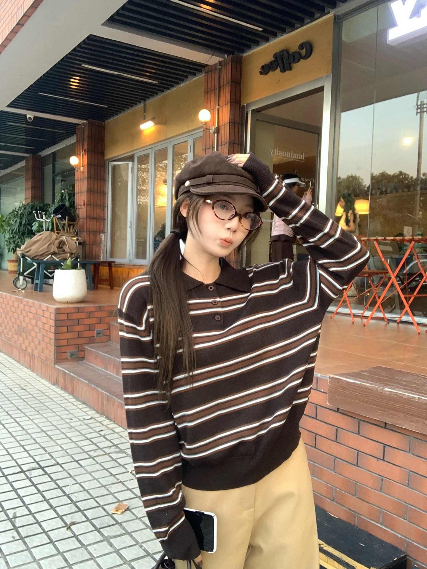 

Ретро-топ в корейском стиле с полосками на горловине, укороченный, кофейного цвета, приталенный, для осеннего сезона, повседневная одежда для работы и отдыха