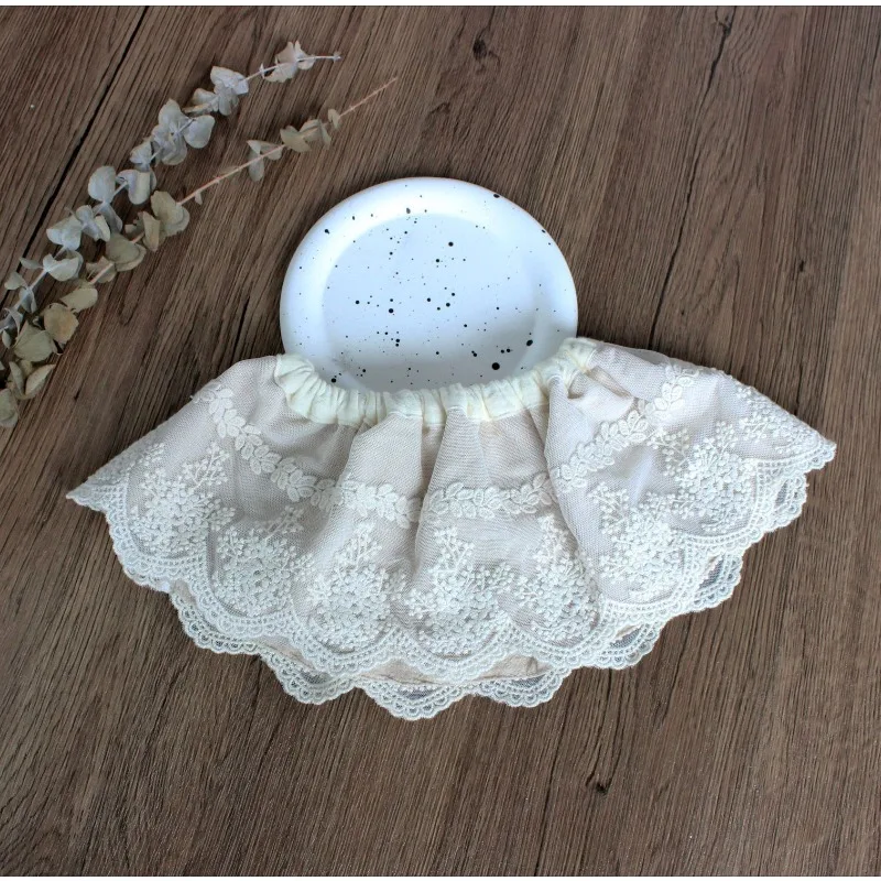 Babero de bebé vintage chino-francés: cuello de encaje bordado, banda elástica 100% algodón agradable para la piel, elegante para niñas