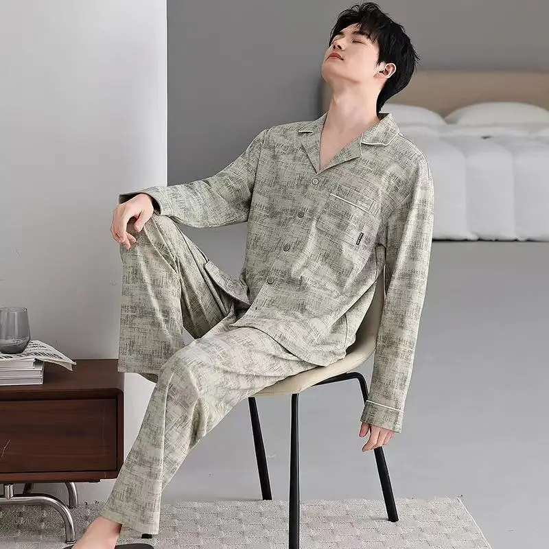 2025 جديد سترة الرجال منامة الربيع والخريف طويلة الأكمام السراويل الطويلة للشباب ومتوسطي العمر يمكن ارتداؤها خارج المنزل ارتداء رداء غير رسمية