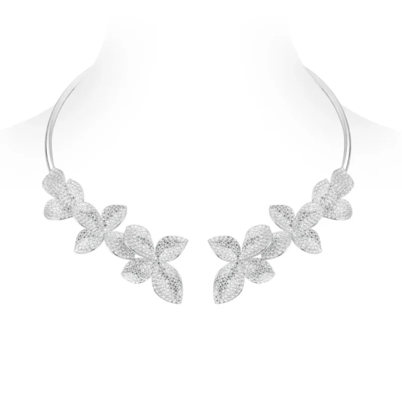 Bellux 925 Silver K Gold-plated Synthetic Zircon White Full Diamond Sparkling Four Petal Flower Fashion Banquet Open Necklace