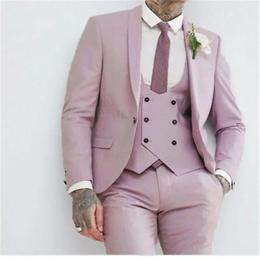 

2024 Pink Wedding Men Suit High Quality Peak Lapel Bridegroom Slim Fit Formal Groom Tuxedo Male Blazer Hombre Elegante Moderno