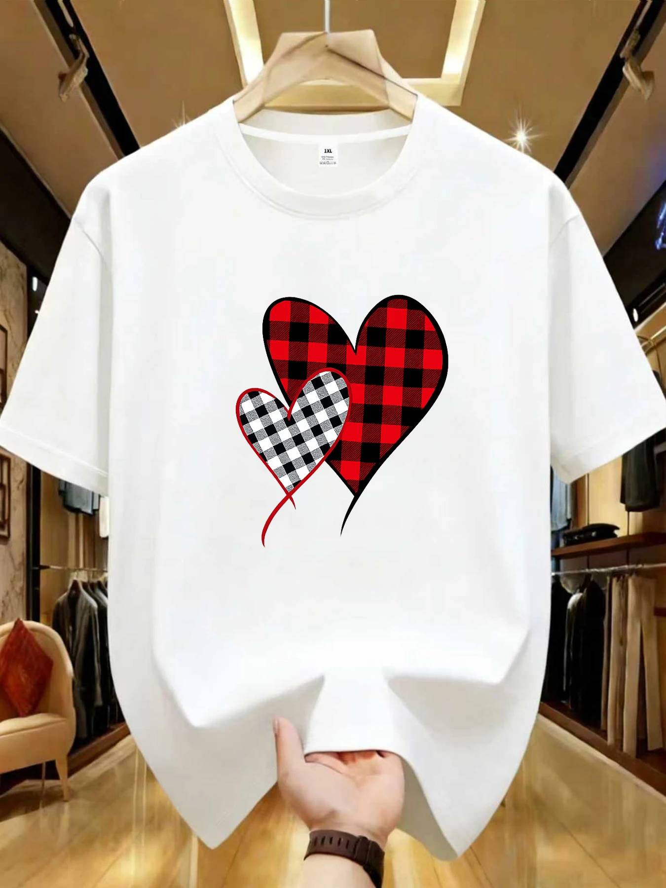 

【WDS0189】Creative heart-shaped printed plus size women's round neck T-shirt summer casual short sleeved street fashion versatile