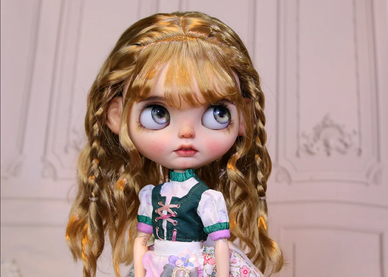 Blythes doll wig fits in 1/6 size fashionable new versatile imitation mohair air Bangs Double braid waves for women gold brown