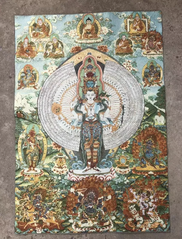 Budismo Tibetano, Thangka de Seda Tibetana con Incrustaciones, Pintura de Kuan Yin con Miles de Cabezas