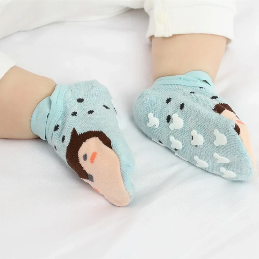 Autumn Cartoon Floor Socks for Infants and Toddlers Cotton Clothes Big Heels Anti Slip Boat Shoes