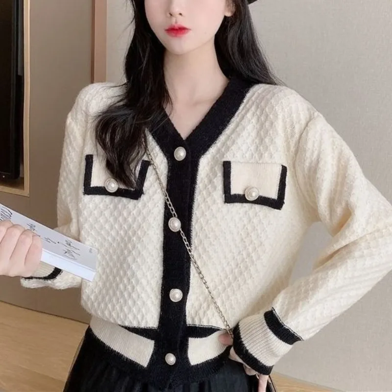 Spring and Autumn Women\'s V-neck Solid Color Panel Button Screw Thread Loose Fit Long Sleeve Knitted Cardigan Fashion Tops